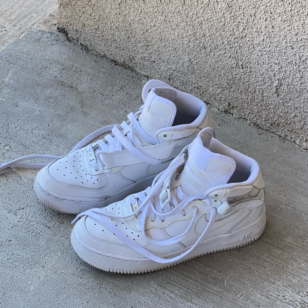 Air Force ones mids